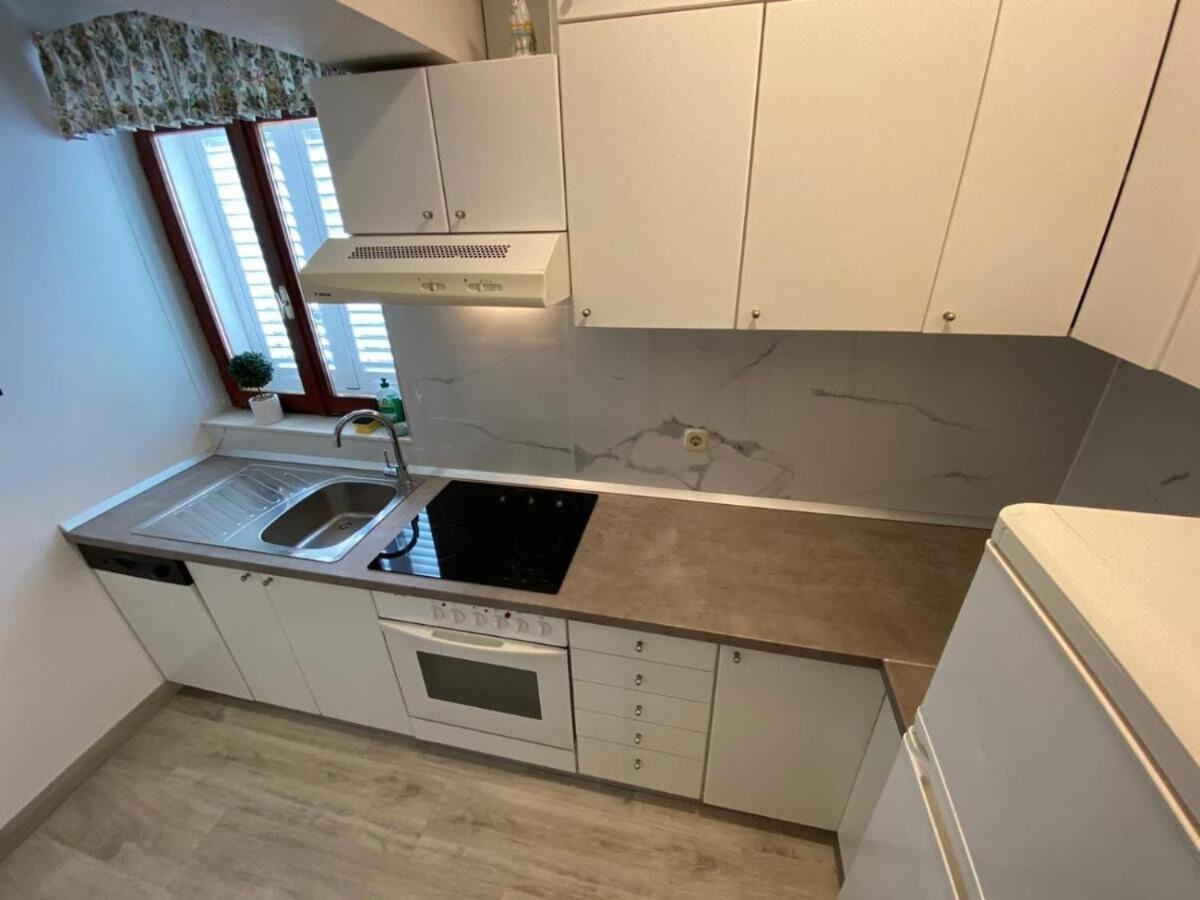 Apartments Mila Makarska Zewnętrze zdjęcie