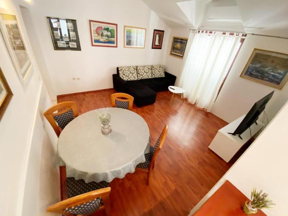Apartments Mila Makarska Zewnętrze zdjęcie